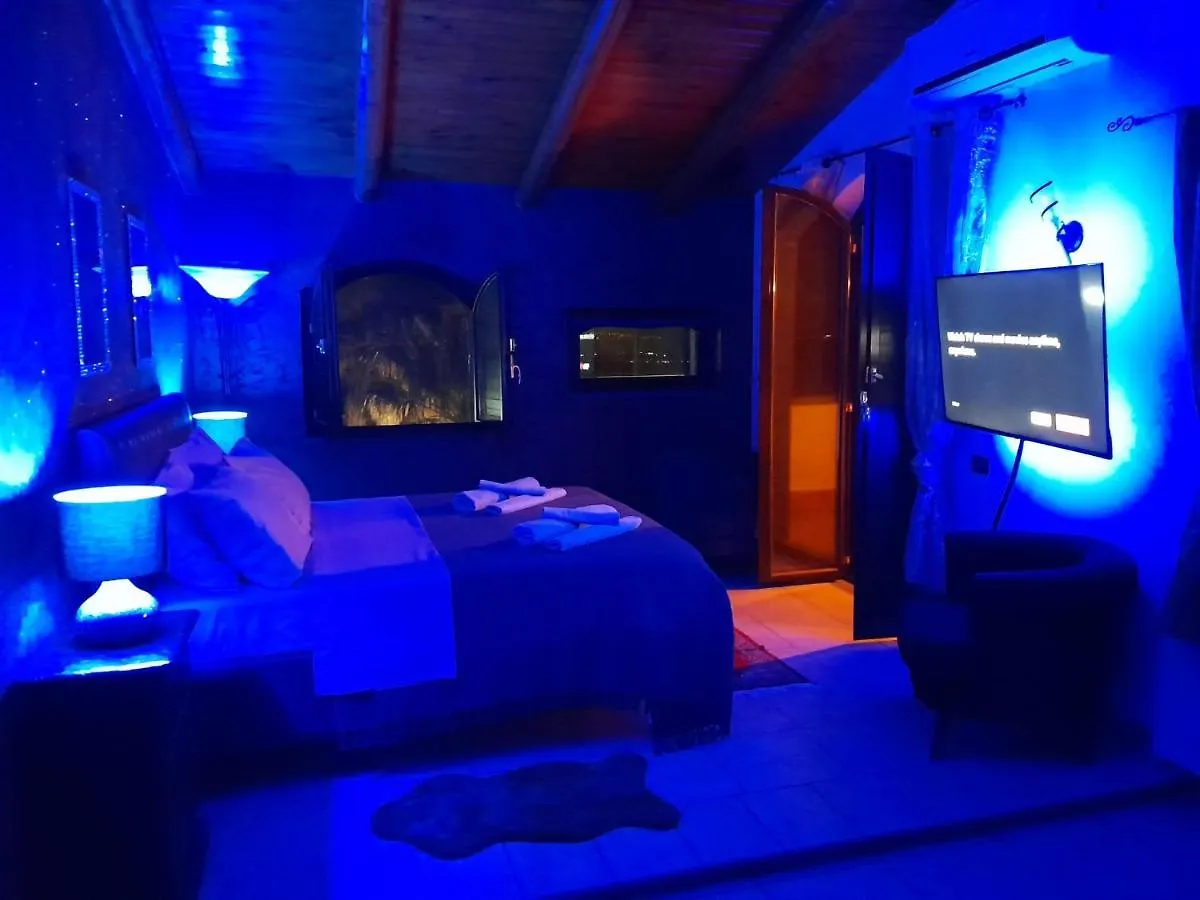 Luxury B&B Le Rocce Villasmundo Bed & Breakfast