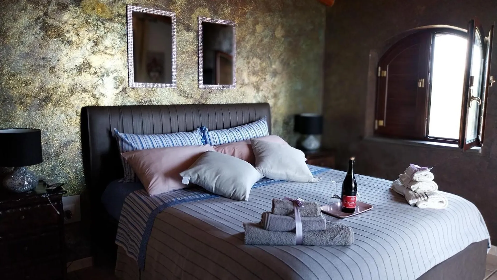 Luxury B&B Le Rocce Villasmundo 0*,  Italië